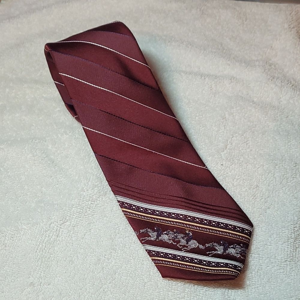 Via Re horse racing theme men's neck tie‎